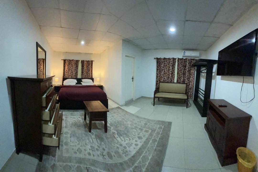 Sky Inn Hotel Фритаун Экстерьер фото