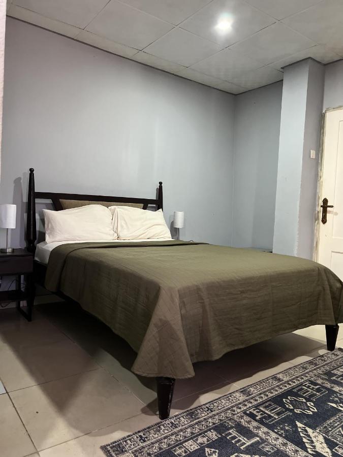 Sky Inn Hotel Фритаун Экстерьер фото